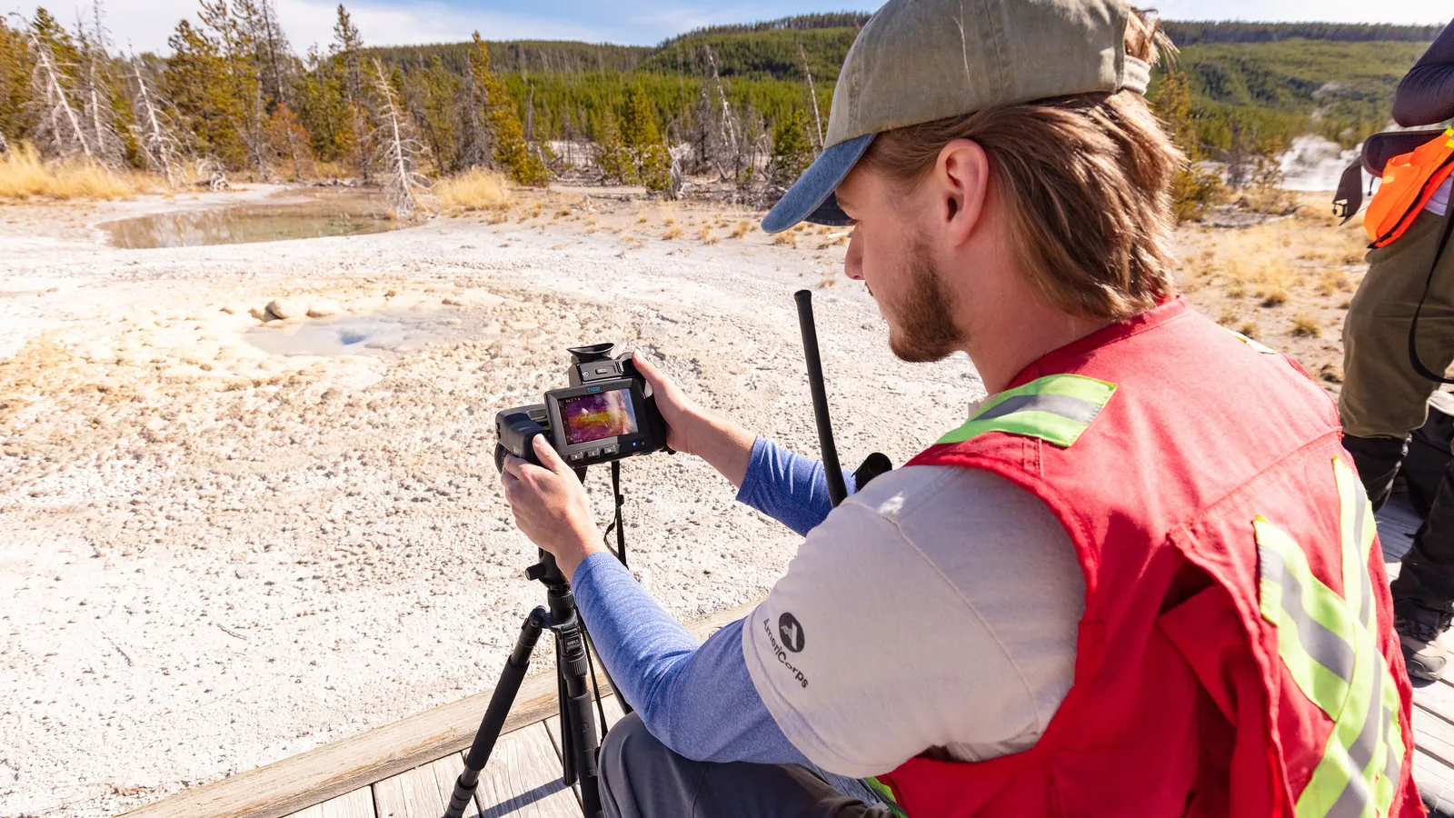 Field monitoring with a thermal camera